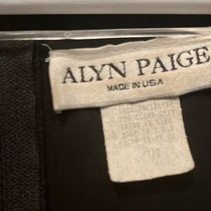 black elegant dress. Maxi by Alyn Paige size 7/8